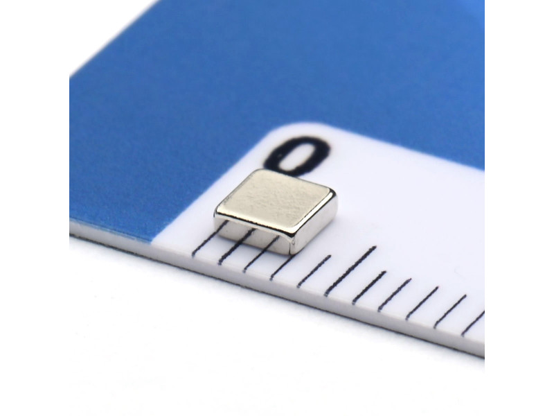 3 x 3 x 1 / N42 - Neodimov magnet (NdFeB)