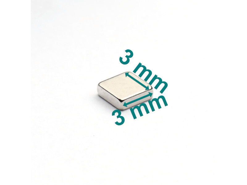 majhen neodimov magnet N42