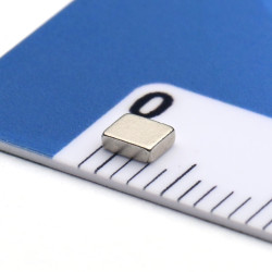 3 x 2,5 x 1 / N38 - Neodimov magnet (NdFeB)