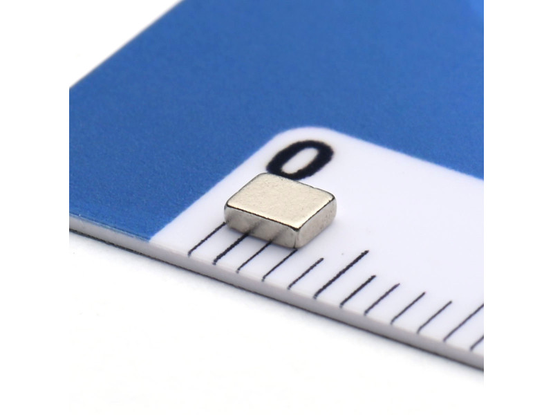 3 x 2,5 x 1 / N38 - Neodimov magnet (NdFeB)