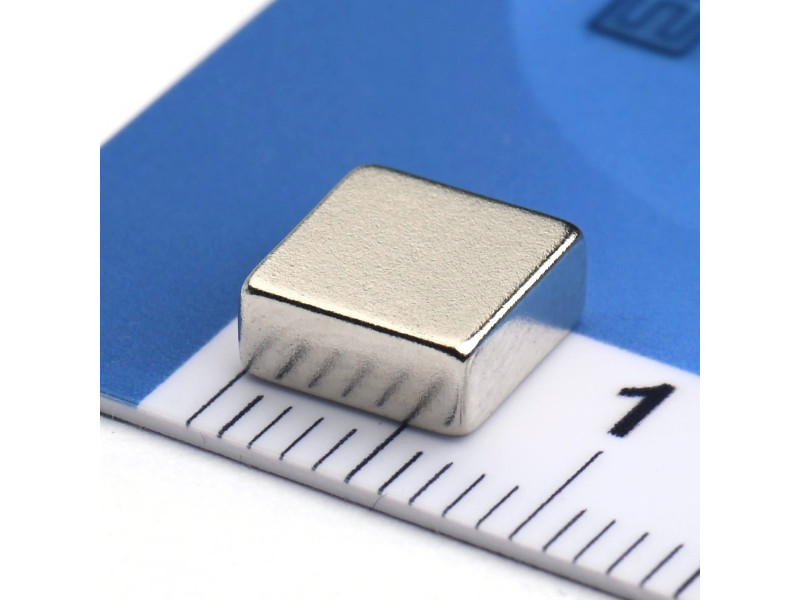 7 x 7 x 3 / N38 - Neodymmagnet (NdFeB)