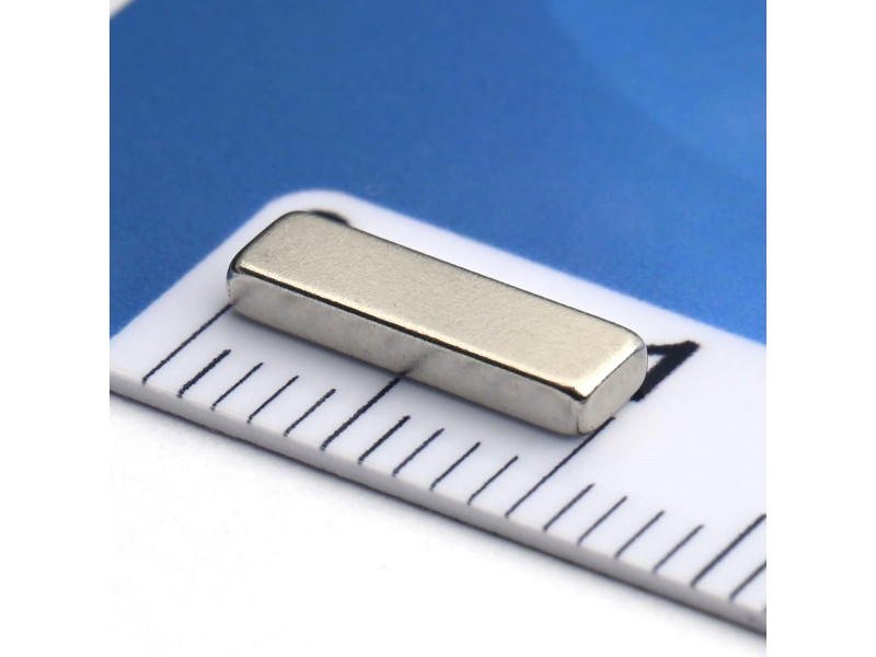 10 x 3 x 1,5 / N38 - Neodimov magnet (NdFeB)