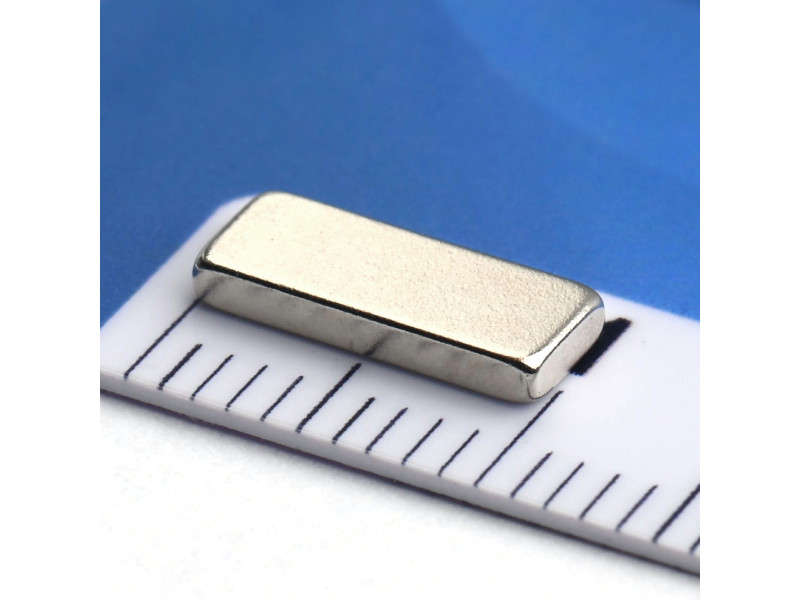 10 x 4 x 1,5 / N42 - Neodimov magnet (NdFeB)