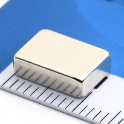 10 x 7 x 3 / N38 - Neodymmagnet (NdFeB)