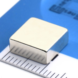 10 x 10 x 4 / N38 - Neodymmagnet (NdFeB)