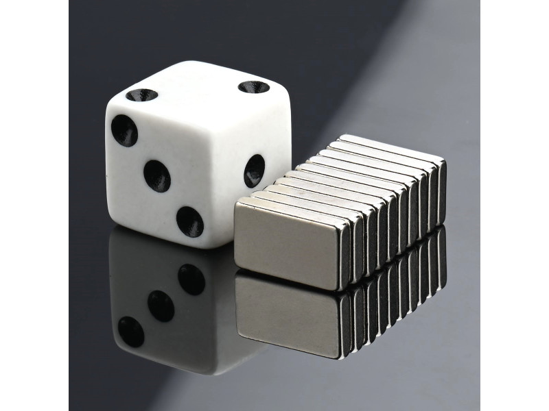 12 x 7 x 2 / N38 - Neodimov magnet (NdFeB)