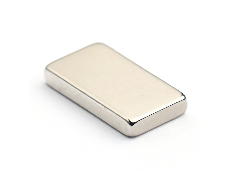 13 x 7 x 2 / N38 - Neodimov magnet (NdFeB)