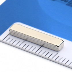 15 x 3 x 2 / N38 - Neodimov magnet (NdFeB)