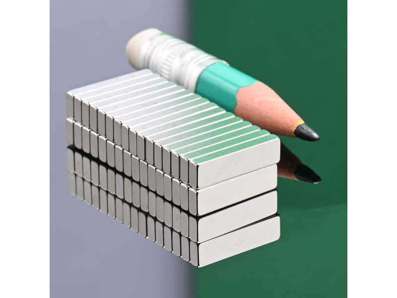 15 x 4 x 2 / N38 - Neodimov magnet (NdFeB)
