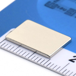 15 x 10 x 1 / N38 - Neodimov magnet (NdFeB)