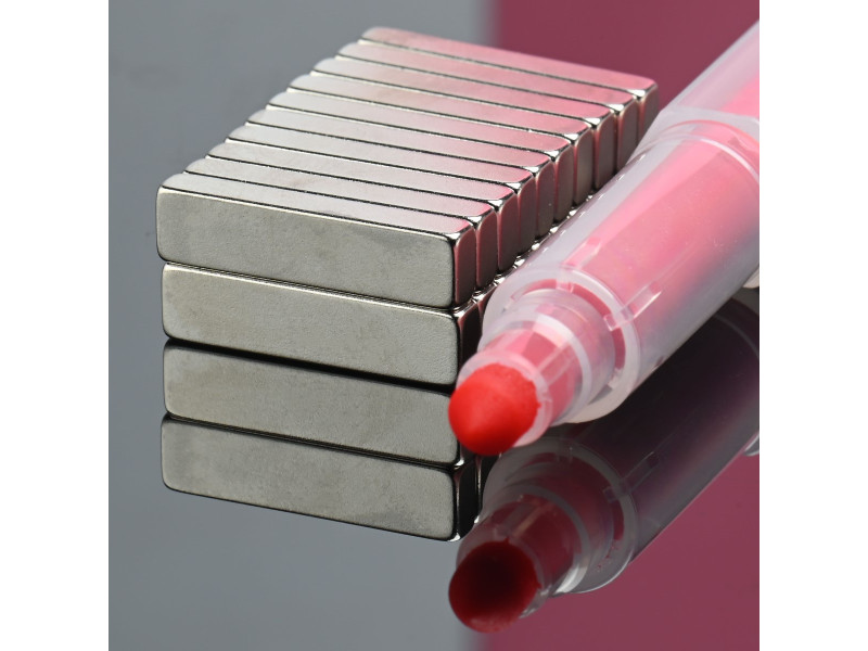 20 x 5 x 3 / N38 - Neodimov magnet (NdFeB)