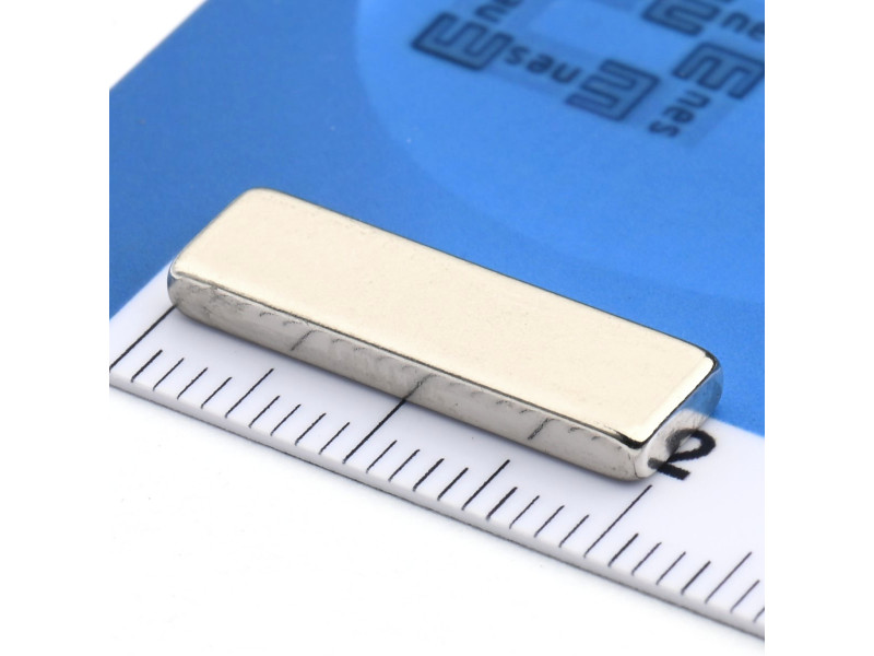 20 x 6 x 2,4 / N38 - Neodimov magnet (NdFeB)