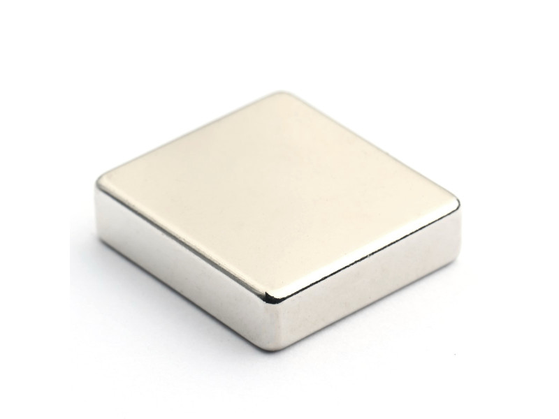 20 x 18 x 5 / N38 - Neodimov magnet (NdFeB)