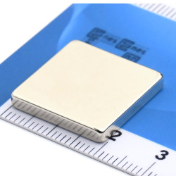 20 x 20 x 3 / N38 - Neodimov magnet (NdFeB)