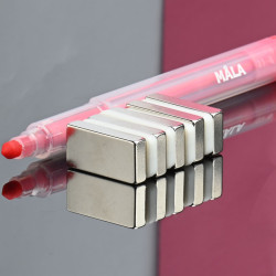 24 x 12 x 5 / N45 - Neodimov magnet (NdFeB)