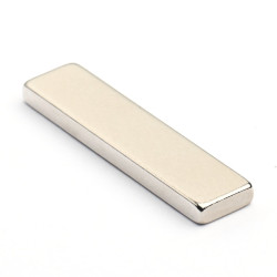 30 x 7 x 2,4 / N38SH - Neodimov magnet (NdFeB)