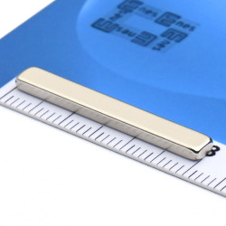 30 x 4 x 2 / N38 - Neodimov magnet (NdFeB)