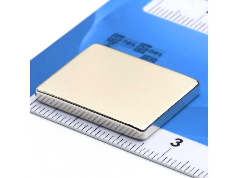 25 x 20 x 3 / N38 - Neodimov magnet (NdFeB)