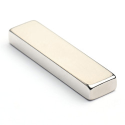 40 x 10 x 5 / N38 - Neodimov magnet (NdFeB)