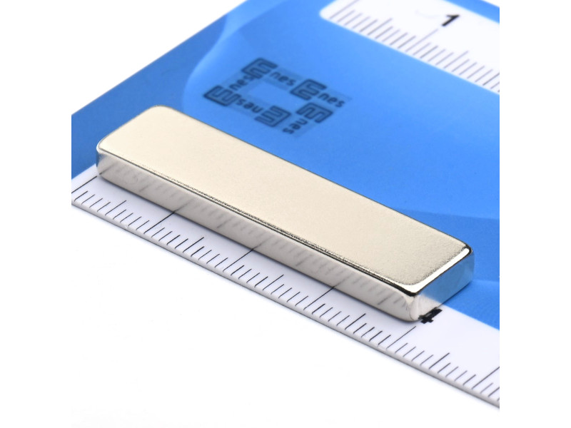 40 x 10 x 4 / N38 - Neodimov magnet (NdFeB)