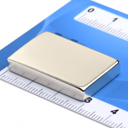 30 x 20 x 5 / N38 - Neodimov magnet (NdFeB)