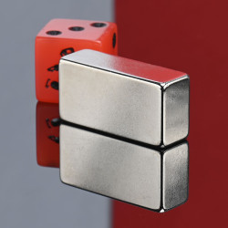 30 x 10 x 15 / N33SH - Neodymmagnet (NdFeB)