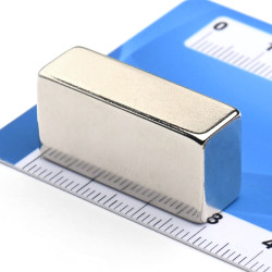 30 x 10 x 15 / N33SH - Neodymmagnet (NdFeB)