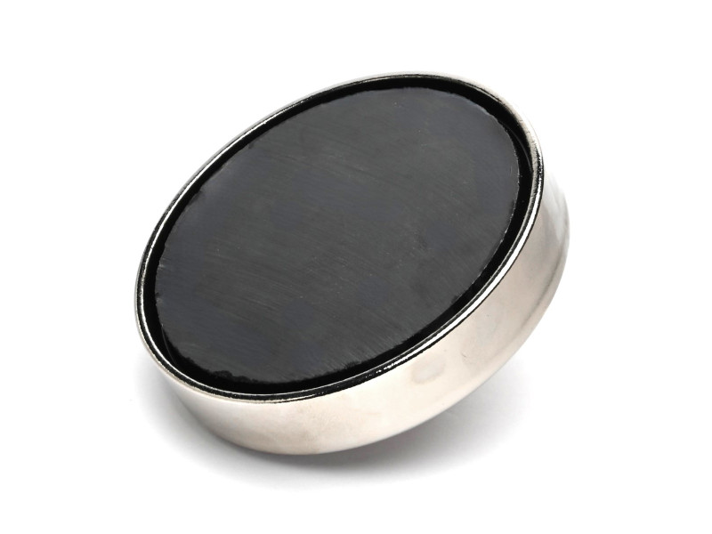 Magnet în carcasă, diametru 80 mm, cu filet M10 - ferită