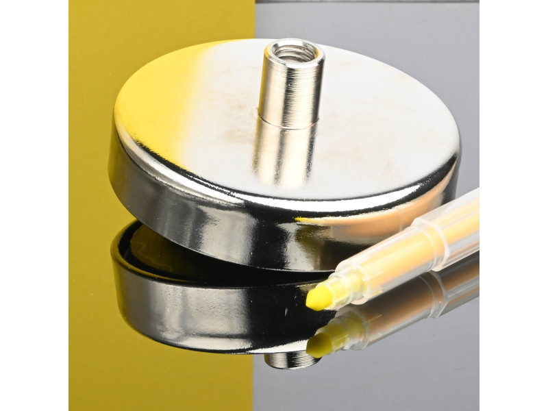 Magnet în carcasă, diametru 80 mm, cu filet M10 - ferită