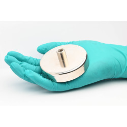 Magnet v ohišju, premer 80 mm, z vijačnim nastavkom M10 - ferit