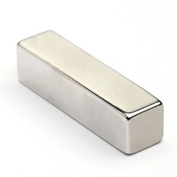 40 x 10 x 10 / N38 - Neodimov magnet (NdFeB)
