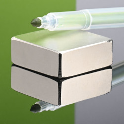 40 x 40 x 15 / N35 - Neodimov magnet (NdFeB)