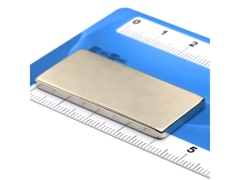 42 x 20 x 3 / N35H - Neodimov magnet (NdFeB)