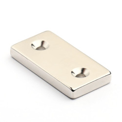 40 X 20 X 5 - D7,2/d3,6 / N38 - Neodimov magnet (NdFeB)