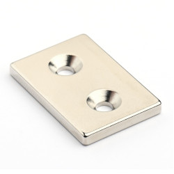 30 X 20 X 3 - D7,2/d3,6 / N38 - Neodimov magnet (NdFeB)