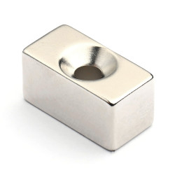 20 X 10 X 10 - D8,8/d4,3 / N38 - Neodimov magnet (NdFeB)