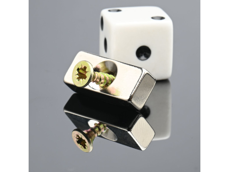 20 X 8 X 5 - D7/d3,5 / N38 - Neodymmagnet (NdFeB)