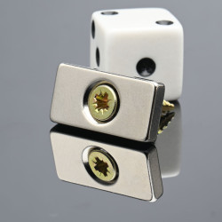 20 X 10 X 3 - D7,2/d3,6 / N38 - Neodimov magnet (NdFeB)