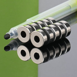 D15 x d6 x 6 / N38 - Neodimov magnet (NdFeB)