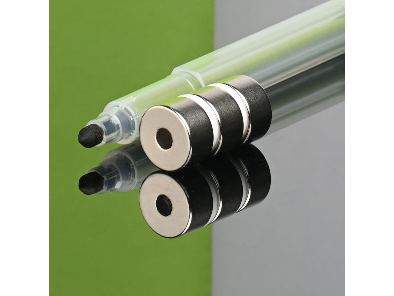 D15 x d4,55 x 8 / N38 - Neodimov magnet (NdFeB)