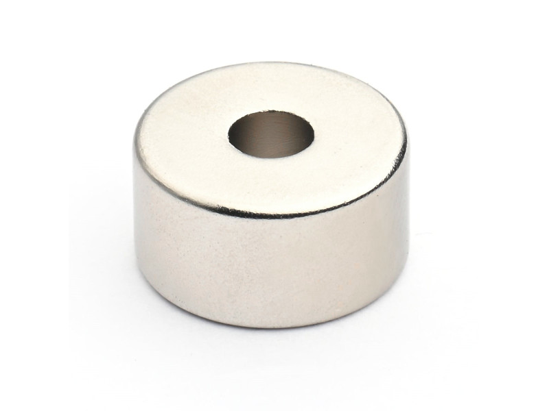 D15 x d4,55 x 8 / N38 - Neodimov magnet (NdFeB)