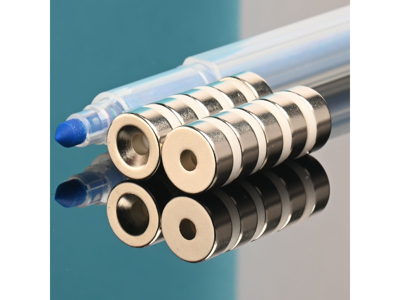 D12 x d7,2/3,6 x 5 / N38 - Neodimov magnet (NdFeB)