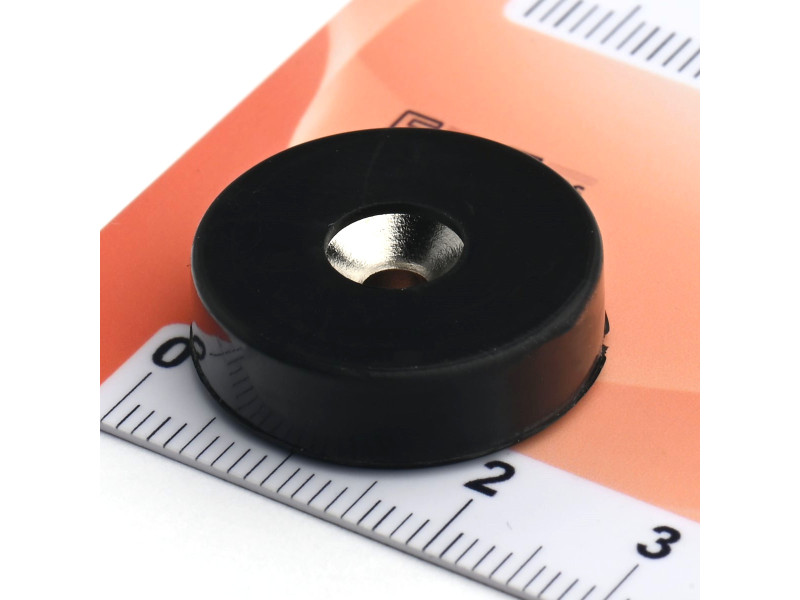 D21,5 x d7,2/3,6 x 6,5 / N42 - neodimov magnet (NdFeB) v gumi
