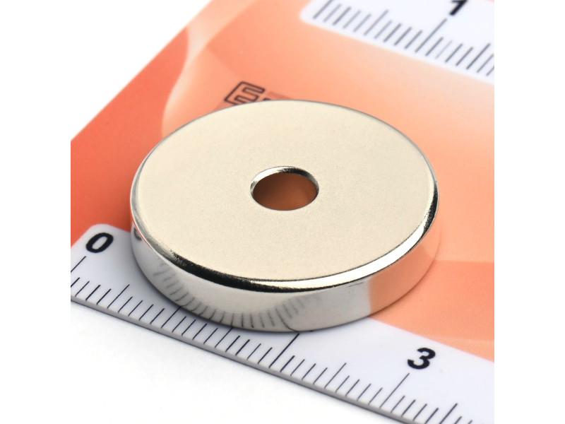 D25 x d5 x 5 / N38 - Neodimov magnet (NdFeB)