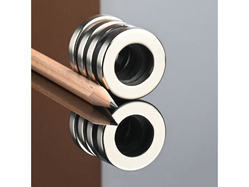 D27 x d16 x 5 / N38 - Neodimov magnet (NdFeB)