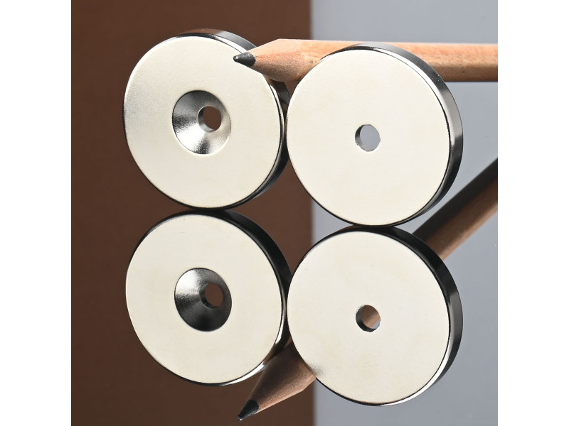 D30 x d10,5/4,3 x 5 / N42 - Neodimov magnet (NdFeB)