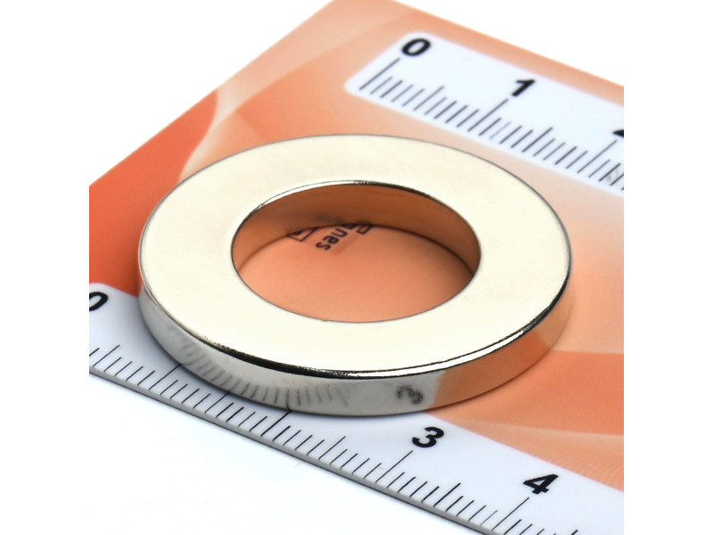 D32 x d18 x 4 / N38 - Neodymmagnet (NdFeB)