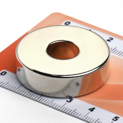 D35 x d12 x 10 / N38 - Neodimov magnet (NdFeB)