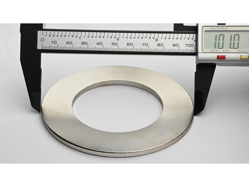 D101 X D60 X 4 / N42 - Neodimov magnet (NdFeB)