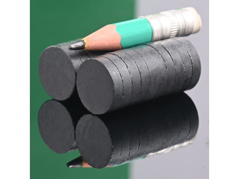 D14 x 3 / F30 - feritni magnet